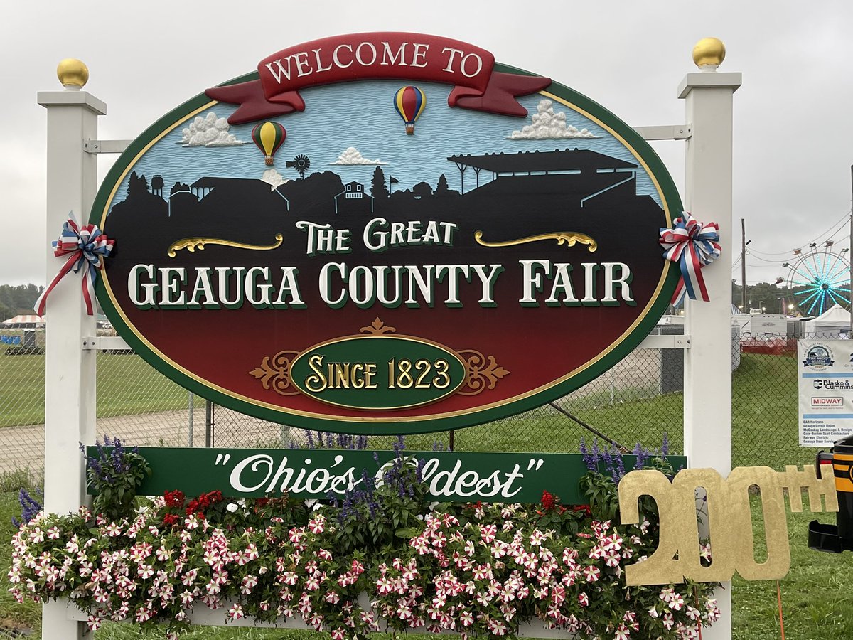 KenstonSchools's tweet photo. As the 200th @GeaugaFair comes to a close, 🙌🏼congratulations to all our students and staff who exhibited and participated this week. We cannot wait until next year! 🎨🍰🎃🌻🐇🐖🐄🐎🐐🐝🐓🦃🐑🦙📸👸🏻#kenstoninspired https://t.co/kwBAeISZBC