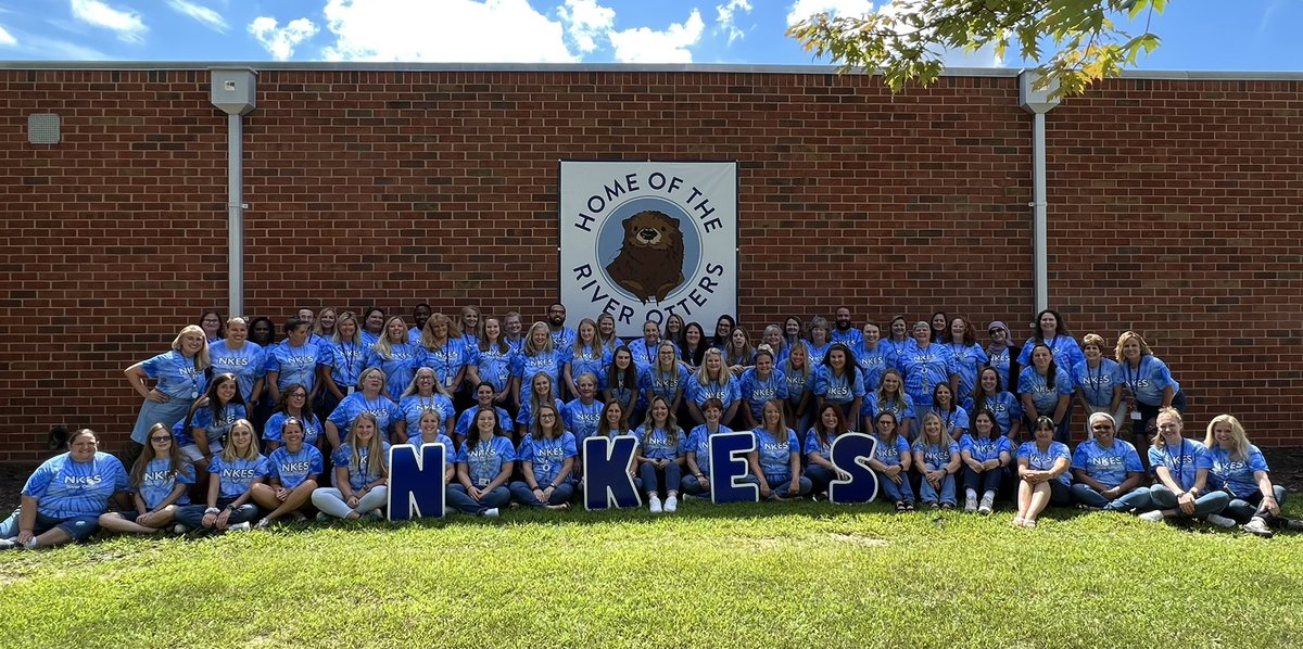 NKESsplash's tweet photo. The most amazing educators are super excited to welcome our River Otters to school tomorrow! Here’s to an AMAZING year together! #weloveourriverotters #allinforourkids #wearefamily #TeamNewKent #firstdayeve https://t.co/wavqAIlCZI