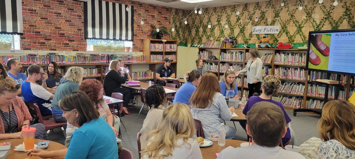 LSP3edu's tweet photo. WIS learning to build experiences from one of the best, @mcnairan3 ! You were just what we needed! #bebetter #UnAdmin https://t.co/ciisYV6ND5