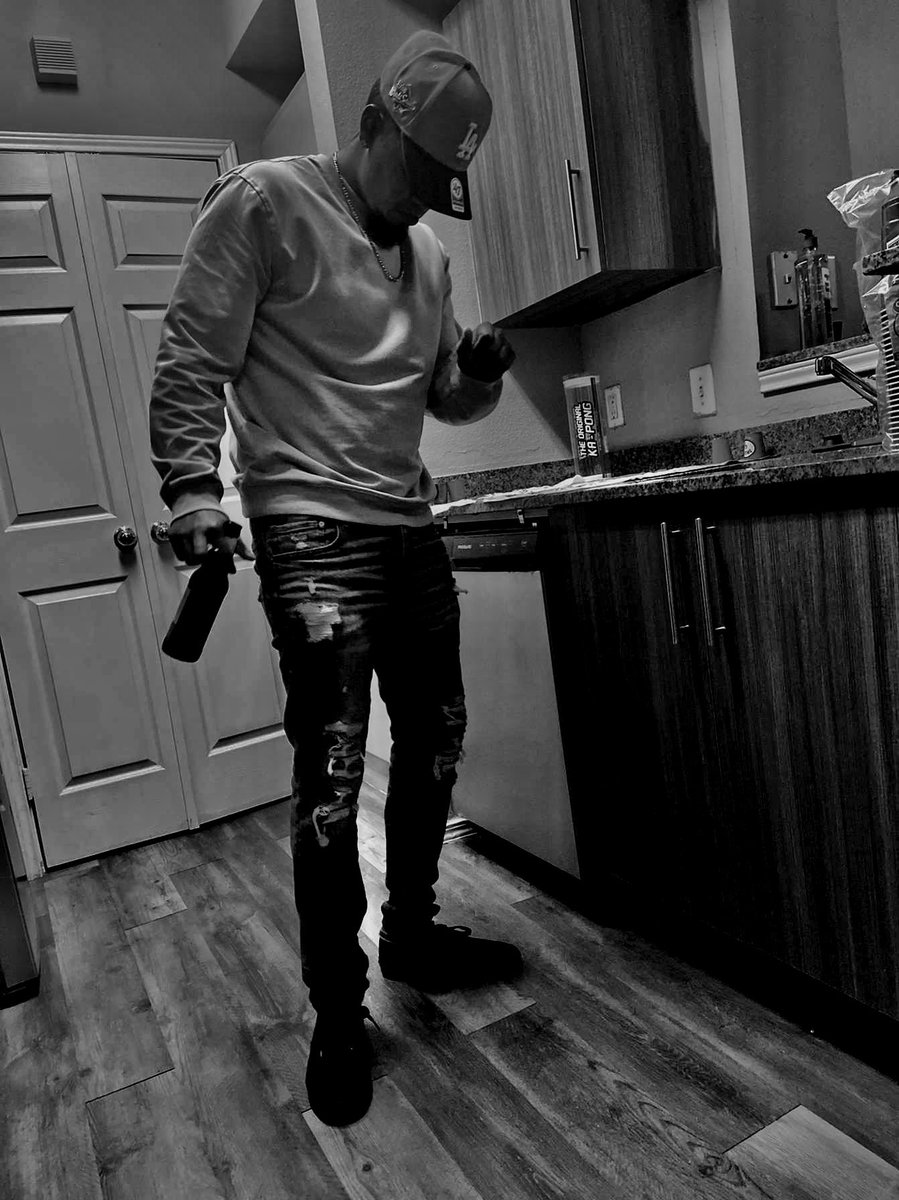 RT3🤷🏽‍♂️ tweet media
