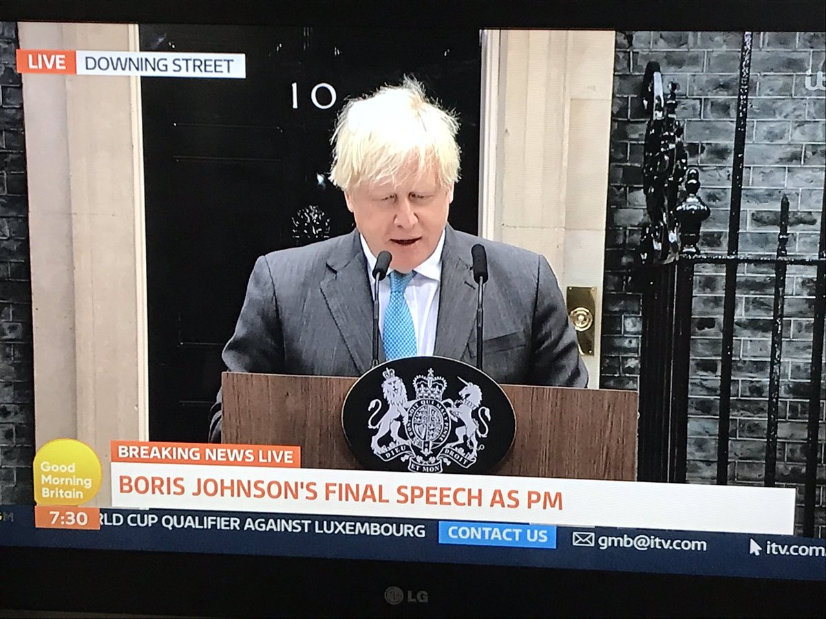 ItsSuperpidge's tweet photo. Goodbye law breaker, thank God the circus is over with. Apparently Brexit is all over with 😂😂😂😂 #BorisIsSoOutOfTouch #BorisHasFailedBritain #BorisBrokeBritain #BorisJohnson #BorisJohnsonHasFailedTheNation #GoodbyeBoris #GoodbyeBorisJohnson https://t.co/7yGiNeJFvY