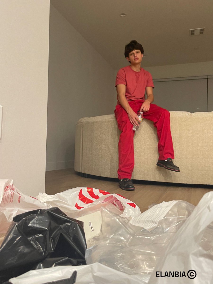 ~   ~
     •   •  
       _|
     —-