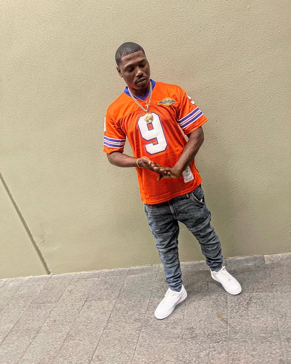 _kingdthang's tweet photo. I came from nothing all these hating niggas should be proud of that 9️⃣🧙🏾‍♂️ https://t.co/XIRYhHq2f1