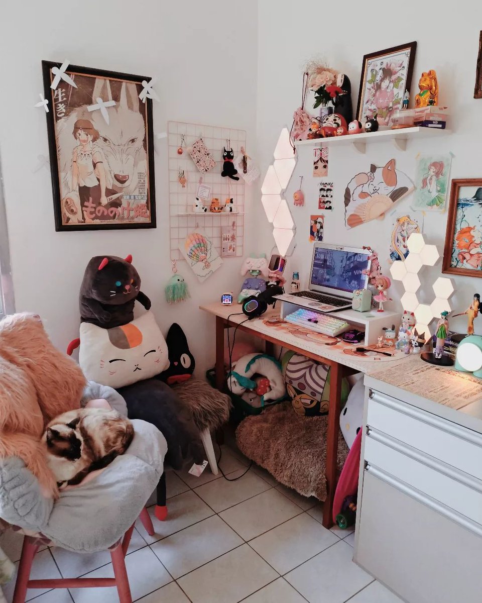 GamearMr's tweet photo. Aquela que muda tudo de lugar ๐
#cat #neko #animeroom #cozyaesthetic #animeaesthetic #yocore #cololight #mousepad #divoom #fifinegaming #mewaiiaxolotl #mewaii #mousepadgaming #gaming #gamingsetup #kawaii #kawaiiaesthetic #kawaiicat #mechanicalkeyboard #colorful #desksetup #cozy https://t.co/qQifqqjgzg