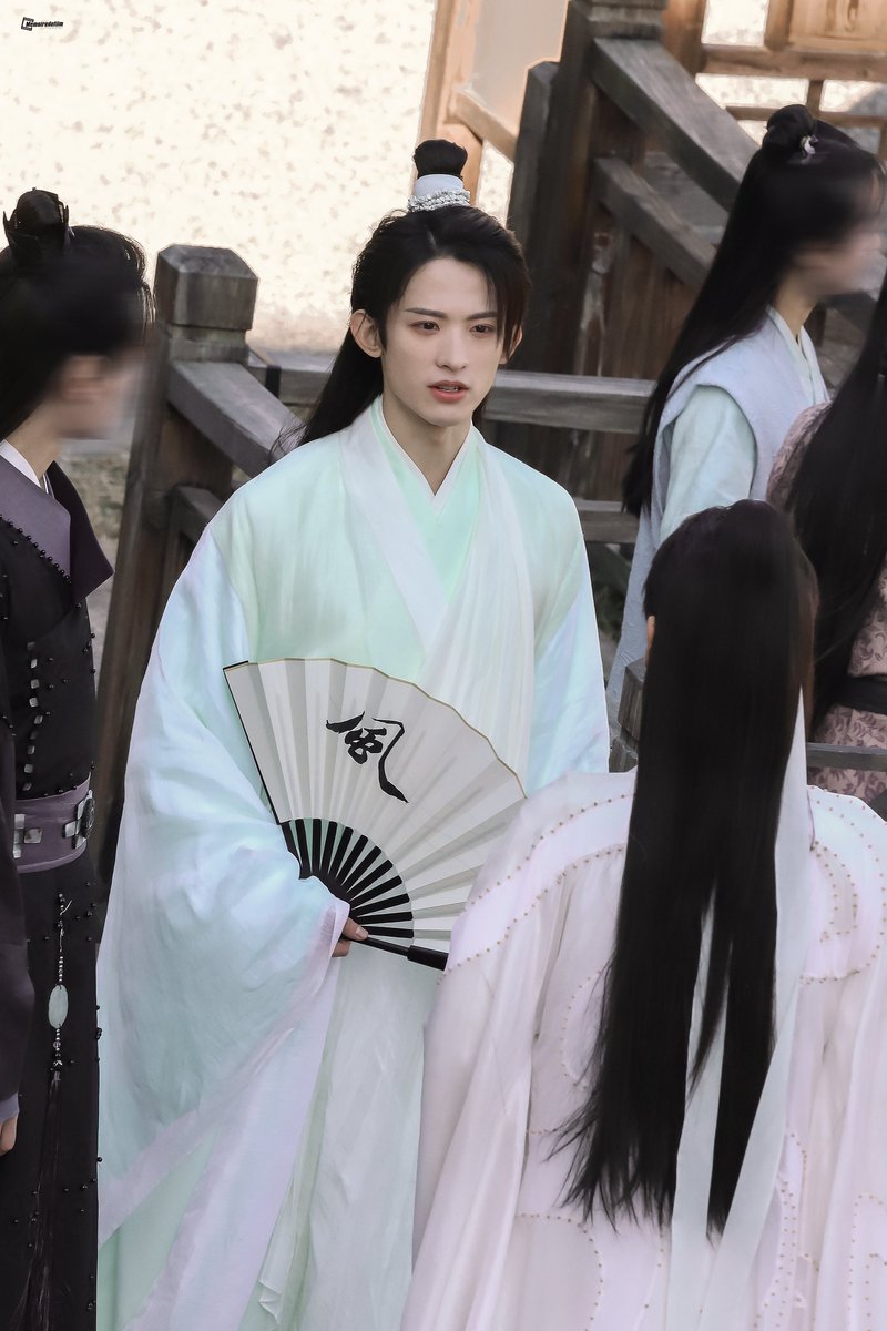 tgcf_intl's tweet photo. Happy Chang Huasen Day! Unreleased windmaster photos 😍🍃🥰

📎 Memoiredefilm·常华森

TGCF Manhua: https://t.co/0QWfEZy6WA

#TGCFLiveAction https://t.co/vkqKqoyZIK