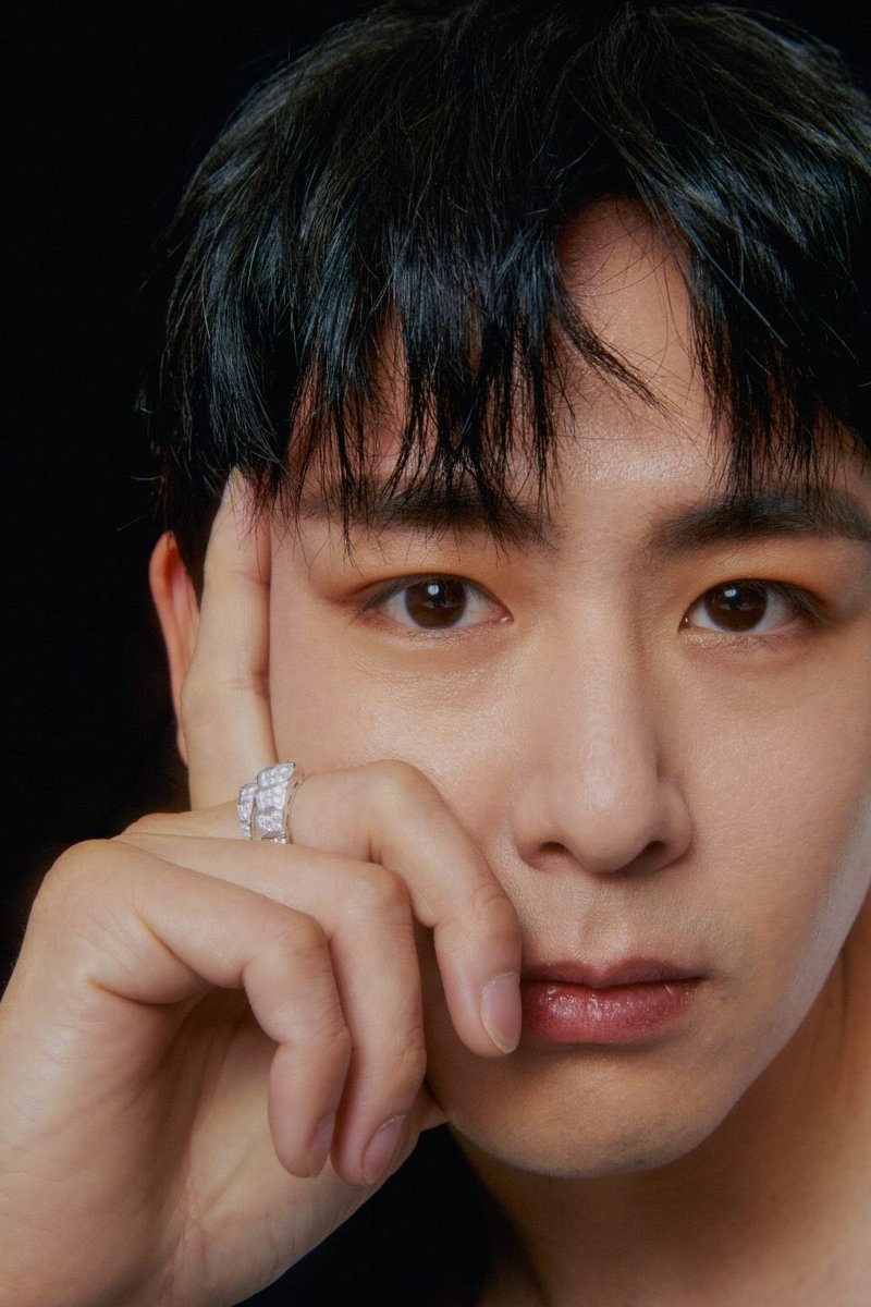 NK_Chen's tweet photo. thoes pics such a different image of  KHUN 😱  you're so attractive! 
always be the best version of your  every ages. #LoveU ♥️ #SupportU
#2PM #NICHKHUN #นิชคุณ ＃尼坤
#ニックン #닉쿤 ＃MyLove ⭐️ 

https://t.co/t9VeOz40iY
#mensfolio
#mensfolio_singapore https://t.co/UCXKA8ZjUo