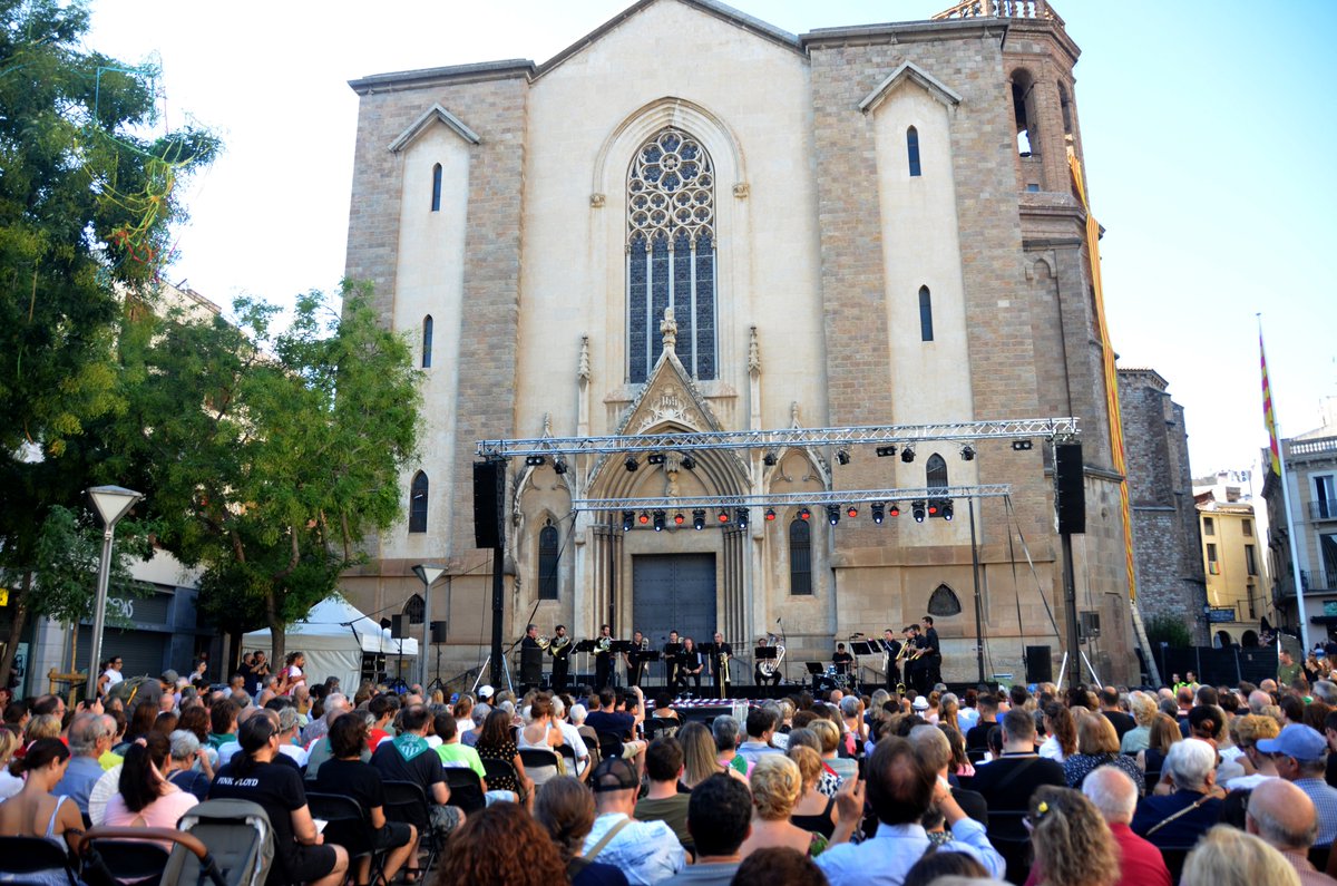 iSabadellcat's tweet photo. Punt i final: així es va viure el darrer dia de la #FMSBD22. #Sabadell. https://t.co/gDQUrP5LjN https://t.co/qVnbeRINnj