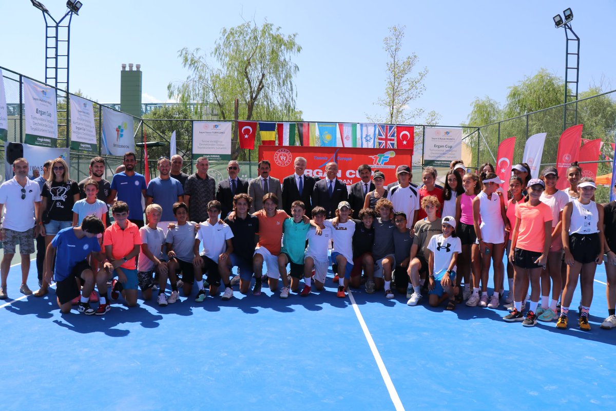3 ayın ardından Ergan Cup'ı bu kez uluslararası bir turnuva olarak gerçekleştiriyoruz. <a href="/gencliksporbak/">Gençlik ve Spor Bakanlığı 🇹🇷</a> çatısı altında <a href="/TennisEurope/">Tennis Europe</a> koordinasyonuyla bu güzel organizasyonun gerçekleşmesine vesile olan <a href="/tcerzincanbld/">T.C.Erzincan Belediyesi</a>, <a href="/ebyu2006/">Erzincan Binali Yıldırım Üniversitesi</a> ve <a href="/GSB_Erzincan/">Erzincan Gençlik ve Spor İl Müdürlüğü</a>' a teşekkür ediyorum.