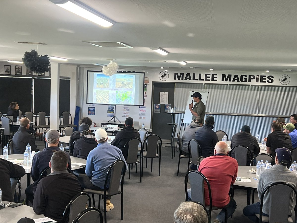 MsfMallee's tweet image. @jock_mcneil wrapping up the day on why this technology @Croplands weed-it has provided herbicide savings which can be turned into more fertiliser $. @StephenNortonSA showing spray Nozzle applications out in the 🌞. @AgriFuturesAU #Msfprojects