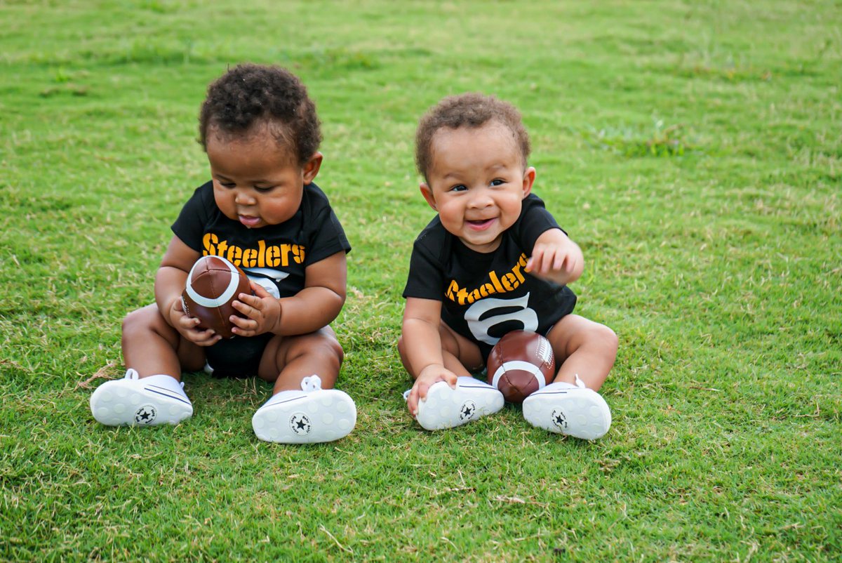 Southernbelleja's tweet photo. @steelers were up next. The future of NFL the Gaddy twins #twins #SteelersNation #football https://t.co/Zi8fGmtamn