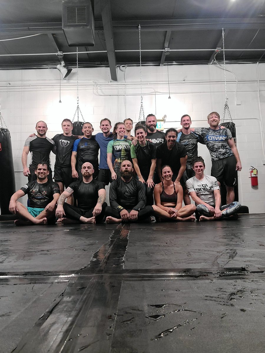 geminifc's tweet photo. Great Labor Day open mat with the team!

Thanks to everyone who came out to train with us!

#geminifitnessandcombat #geminifc #openmat #nogibjj #bjj #grappling https://t.co/CwQOPBUR14