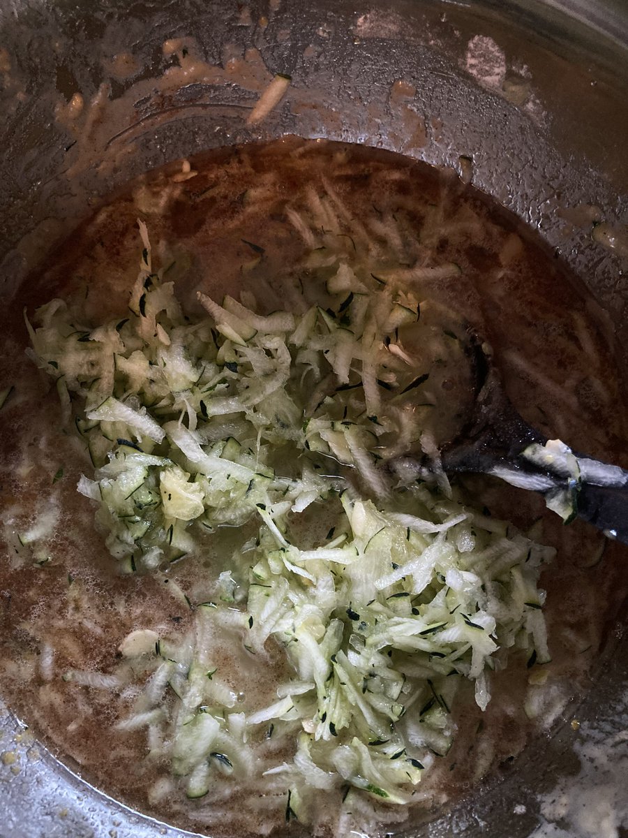 arcampbell72's tweet photo. Finally got around to making homemade zucchini bread. 12 loaves made, only 4 left after sharing w my neighbors. #waytodoit #moretocome https://t.co/VlPy27fQ6Q