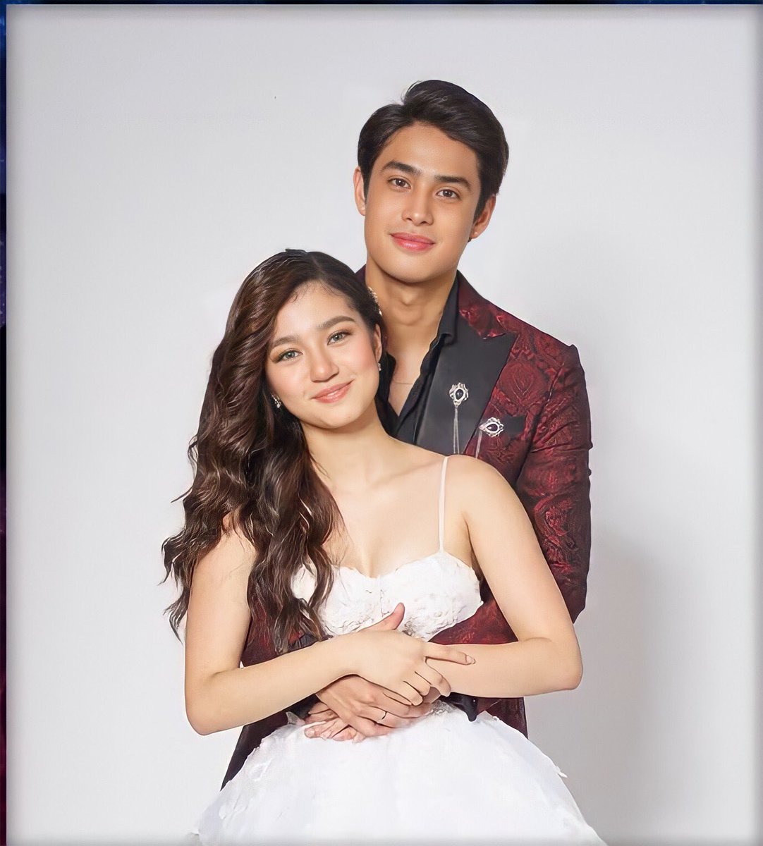 AteWillNavz's tweet photo. No matter what others say, you both have my heart 🖤❤️

#DonBelle

 @donnypangilinan @bellemariano02 https://t.co/ifa1n0CKe9