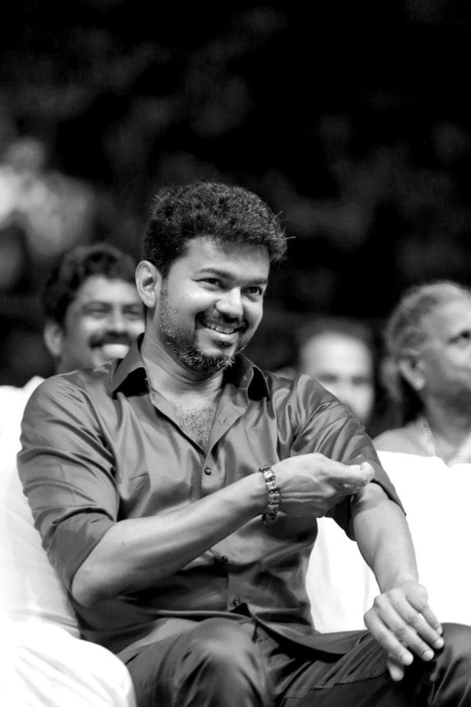 tvksquad's tweet photo. Smile of Thalapathy Vijay 😍🔥

#Varisu @actorvijay https://t.co/WrqqfT3iTm