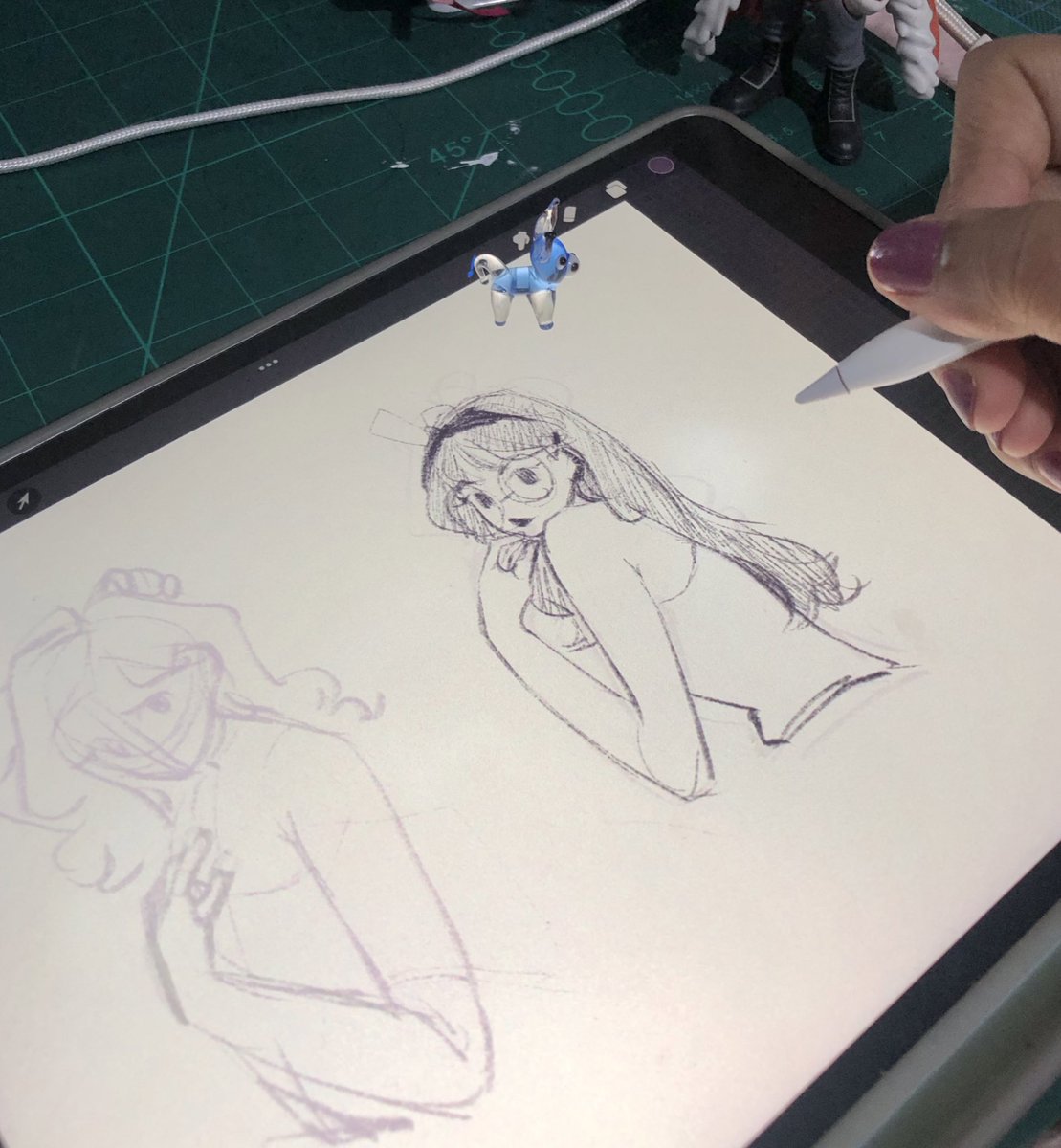 greypetals__'s tweet photo. sketchin https://t.co/2ibik2c37I