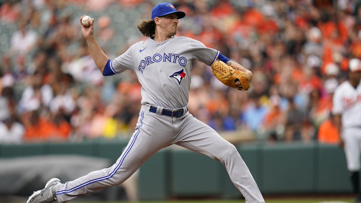 Toronto Blue Jays on X: #BlueJays pitchers with 11 or more Ks in a start at Yankee Stadium: 🔹 Roger Clemens (1997) 🔹 Kevin Gausman (Today) / X
