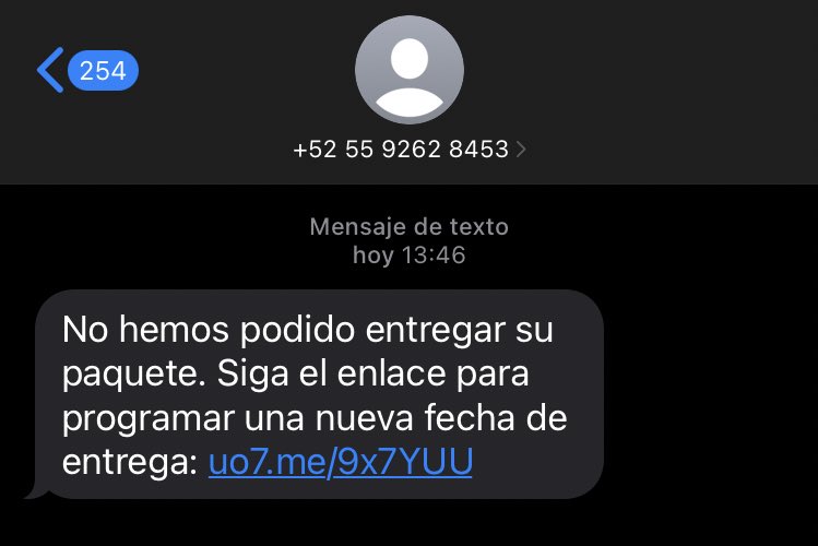 maria2veces's tweet photo. Ayer pedí algo por @amazonmex.

Hoy a las 13:46 recibí este mensaje y AHÍ VOY… A DAR CLIC.

Se me dijo, se me advirtió. 🤦🏻‍♀️🙆🏻‍♀️ https://t.co/9y6HOHSn1D