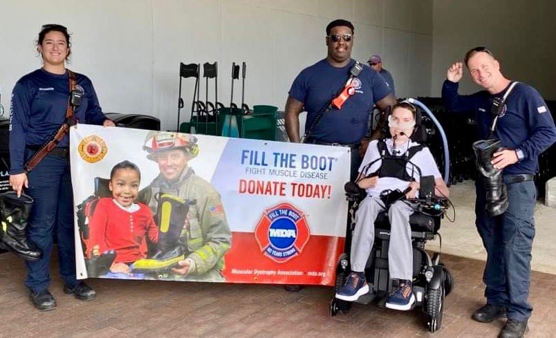 PBCFR's tweet photo. Day #4 photos - #MDABootDrive !! https://t.co/mS52auGYNH