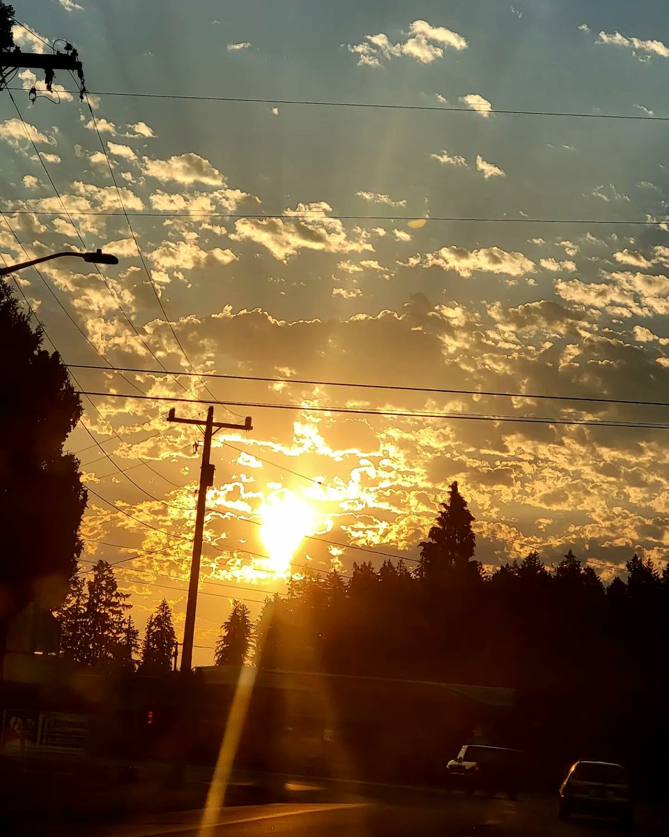 Nataliekeech1's tweet photo. I have a hobby that not many people know about. But I love taking pictures. I don't do it very often as I like too but lately I've been obsessed with it. I would like to share some of my favorite pictures I have taken. I hope you enjoy em as much as I do 😊 https://t.co/EhcdRBQq7r