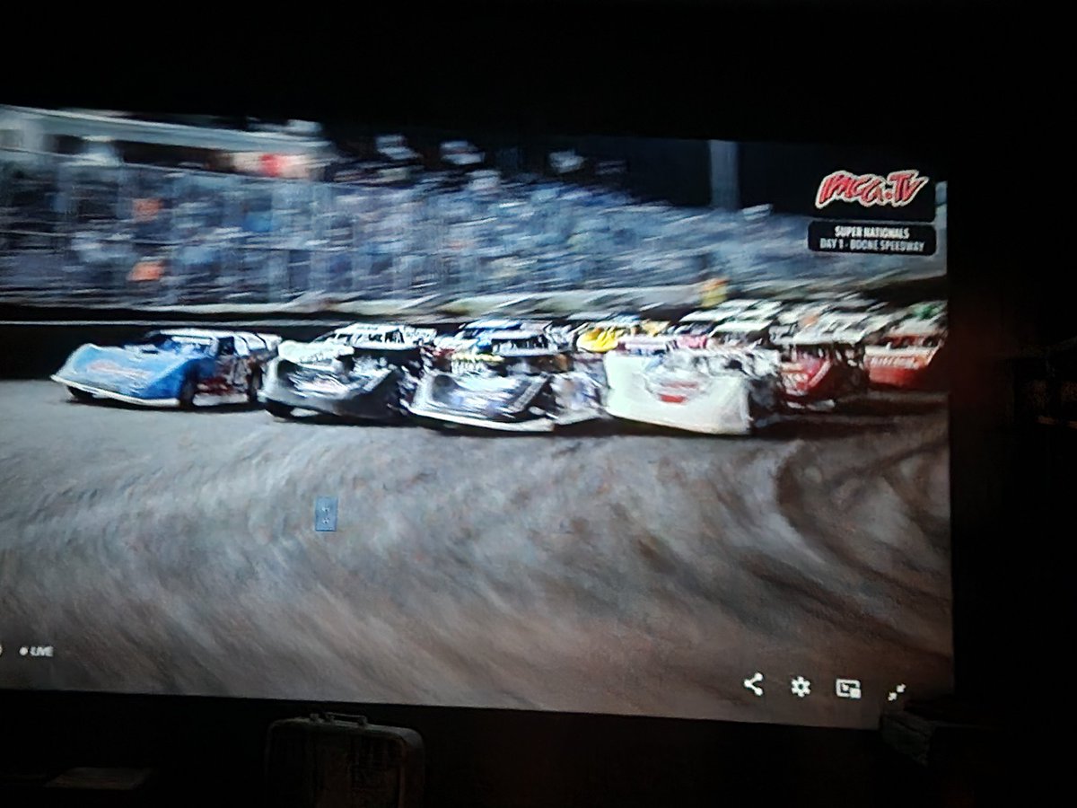 TraceyOviatt's tweet photo. #SuperNationals 5w scotty Lee and Tracey Welsh watching on #imcatv https://t.co/cNFUgZFcn5