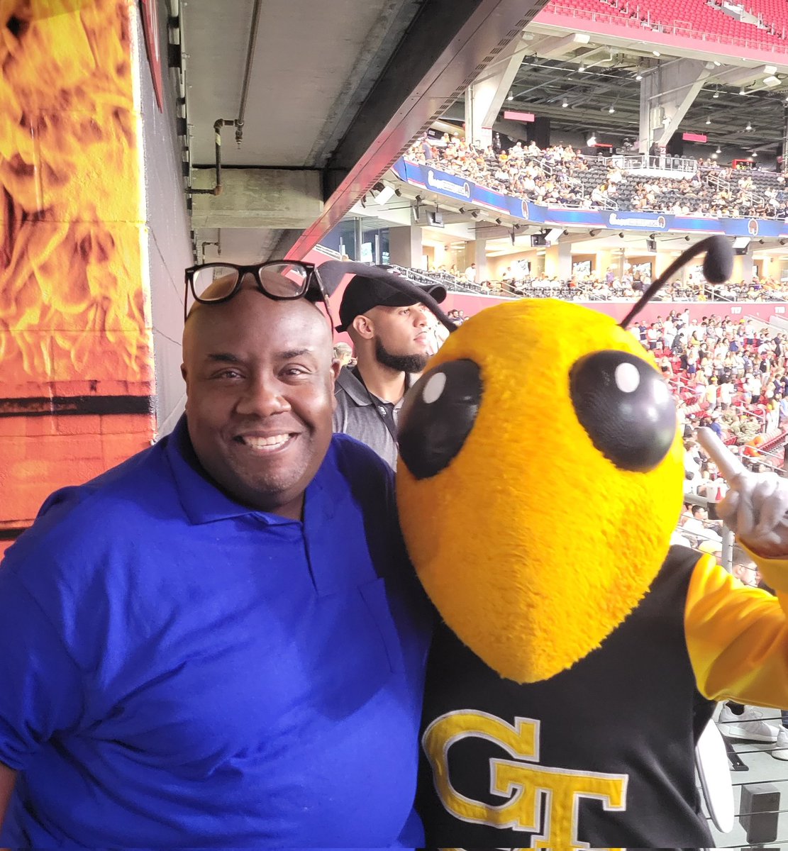 aubsGTFBA's tweet photo. Me and Buzz hanging out at @MBStadium. #GaTechvsClemson https://t.co/HrfMBZEGMy