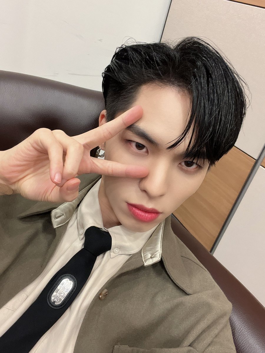 🌌 | PM 

#BX #이병곤