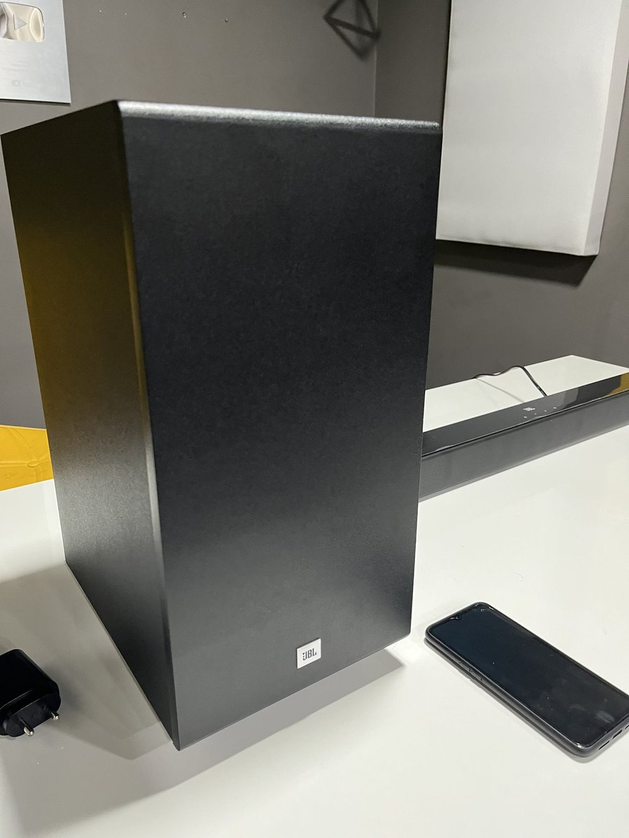vm__one's tweet photo. I have left this Dolby Atmos Soundbar for burn-in. Review coming soon 😎

@JBLaudio #soundbar #soundbars @DolbyIn #dolbyatmos #vmone #vmonestyle #trueview https://t.co/45IHjN4nkQ