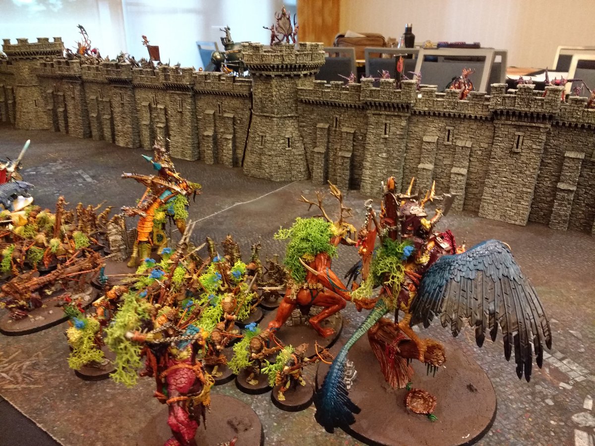 wearetheneon's tweet photo. More pictures of the siege of Ironhold at the @NOVAOpen #ageofsigmar Grand #Narrative.

Be'lakor still holds the fortress, in the Ghurian peninsula of Gork's Grin.
https://t.co/BRn4ANYu7C
Amazing shared gaming &amp; hobby experience, unforgettable.
#WarhammerCommunity
@WarComTeam
Pt1 https://t.co/4i12gtYXnB