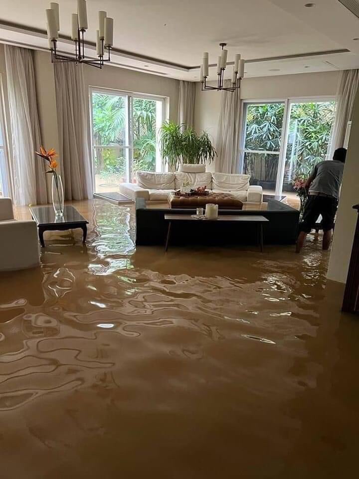 A living room in a villa in Yamalur! 😳 (via Bangalore Times FB page)