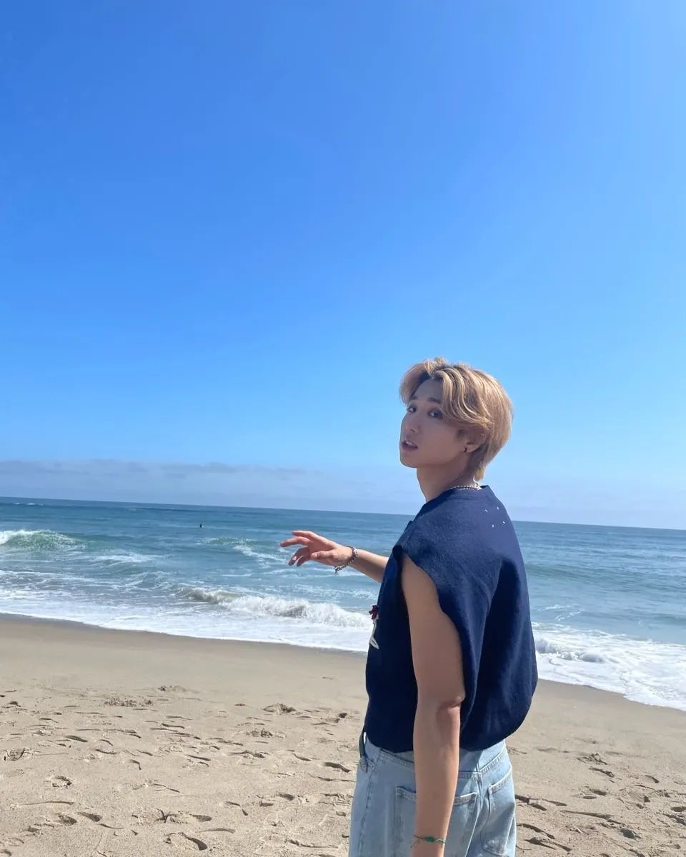 2handaily's tweet photo. 🌊🌊 https://t.co/Mxlb8f4fGO