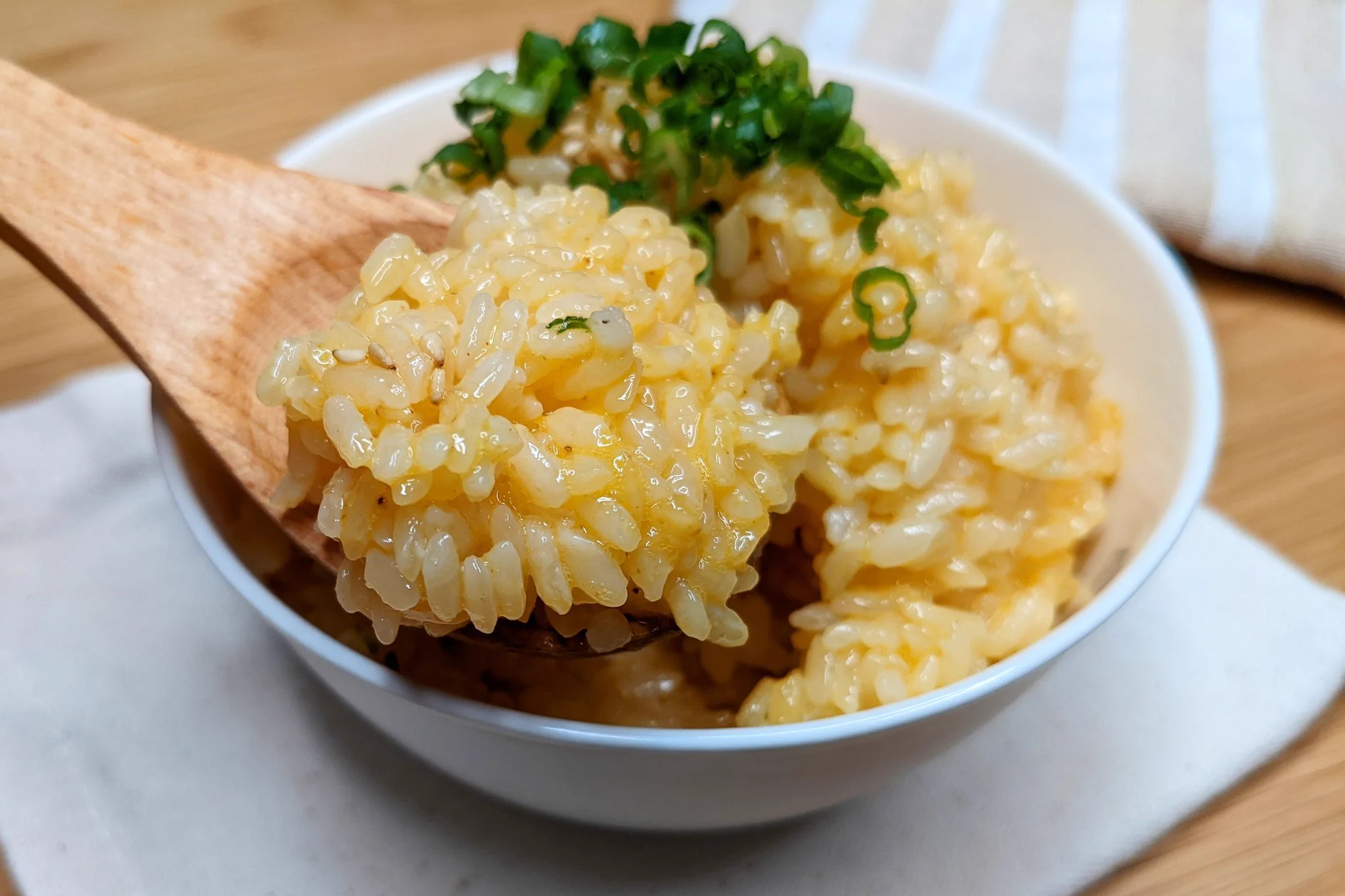白だしを使って旨味たっぷり。簡単レシピの王道TKG。