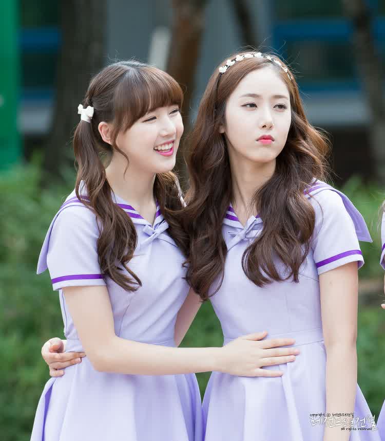 yerinhour's tweet photo. with @sinbhourly
#YERIN #예린 #정예린 #GFRIEND #여자친구 @YERIN_OFFICIAL_ https://t.co/K5F4DGrmqX