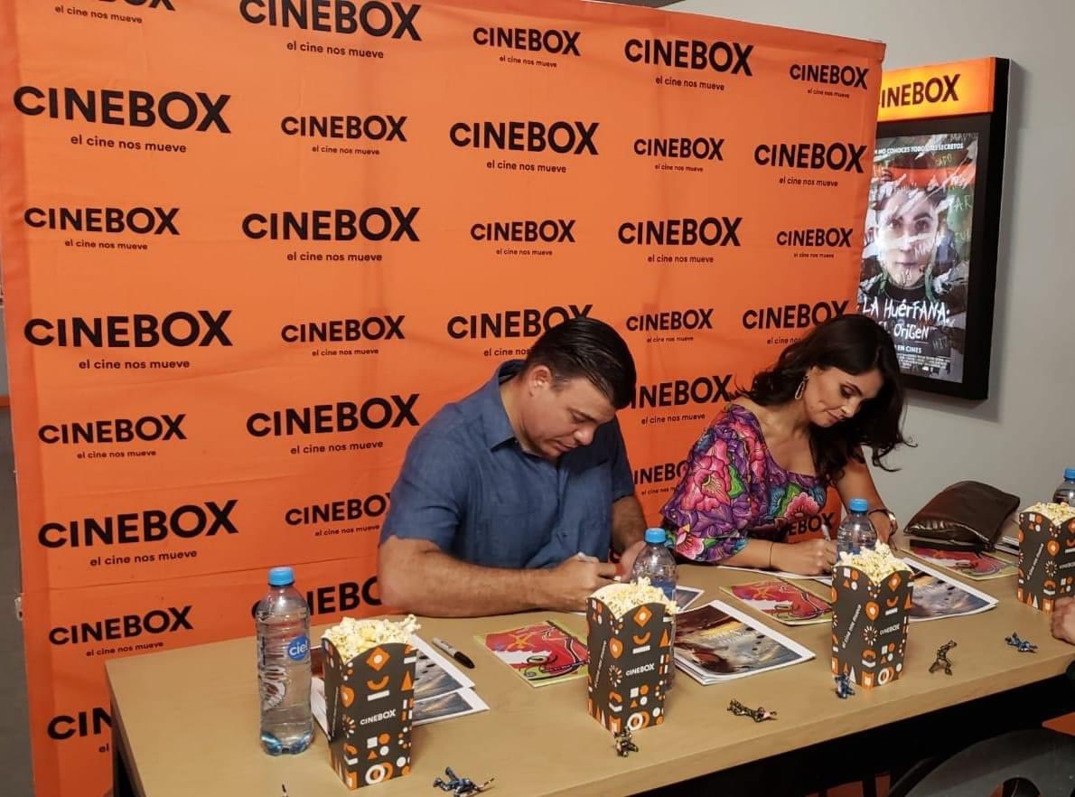 Gracias VERACRUZ por todo su apoyo y sus atenciones ! De la mano con el #CineMexicano El Director y los actores de la película SALTO A LA VIDA durante gira de promoción … Gran estreno  15 de Septiembre !!!!!!!
@saltoalavidaof