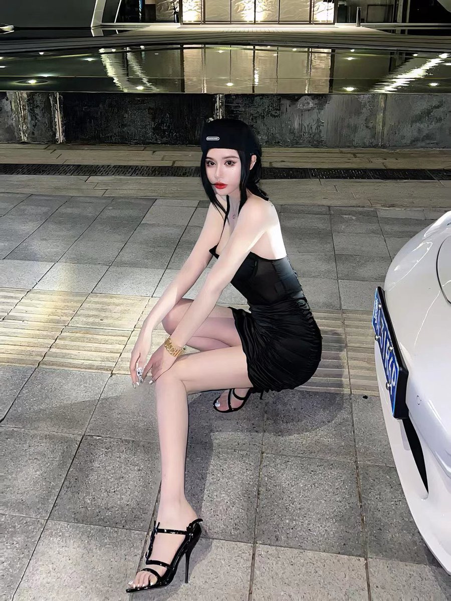 Jolinybabe's tweet photo. 人生容错率太低了 每一步都需要深思熟虑 https://t.co/utfzwxs3vu