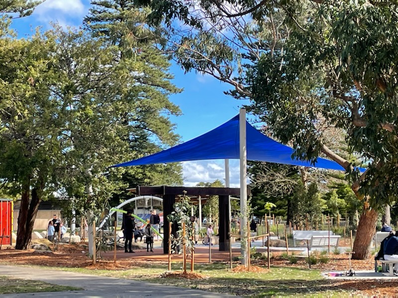 SSMRF_official's tweet photo. 5 days to go! Challenge yourself in the #BeachsideDash this Sunday. With 2km, 5km or 10km events as well as activities for your family including a BBQ, meeting Happy the Dragon and a brand new children's playground there is something for everyone. https://t.co/vjlASffdeV https://t.co/pAqu50A27o