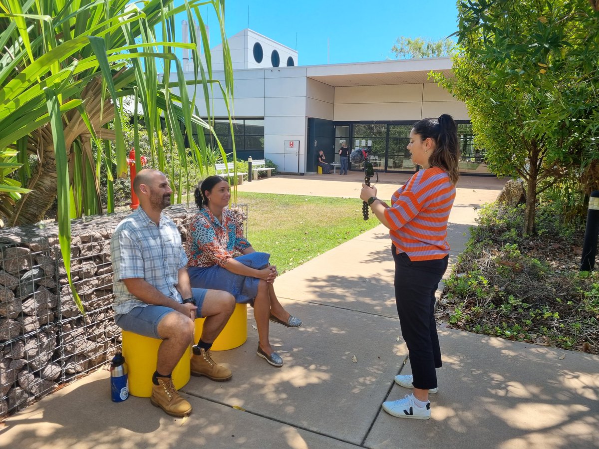 ANZCA's tweet photo. Our hard-working @ANZCA digital comms officer Siobhan in #Darwin interviewing @Flinders #medical students for our next #Bulletin #STP  #beyondcitylimits package featuring  @darwinspainz1 and the #RDH @anaesthesia team. Watch this space! https://t.co/1EPdiKfBcF