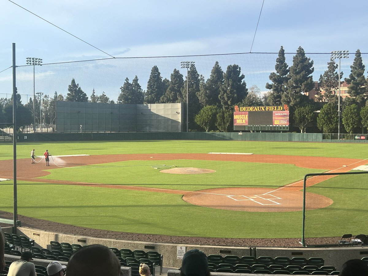 Thank you @USC_Baseball for the amazing opportunity to compete at your Elite Prospect Camp. @turntwo17 @A_Jenks8 @TJewett50 @Sergio_Brown13