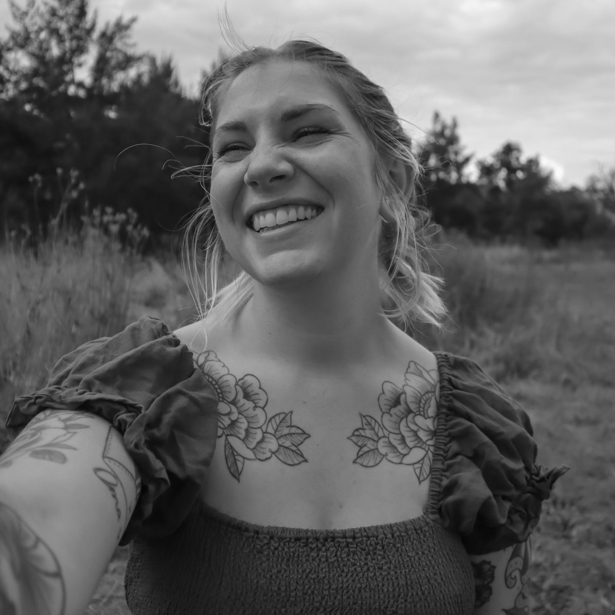 hannahmarkley_'s tweet photo. I've been living on the road for a month and I told myself I'd give myself a bit of a break before nose-diving into my UGC business but I can not sit still! Website is almost ready for launch and I can't wait to get creating content for you! #ugcaustralia #ugccommunity https://t.co/bz0wDVQskt