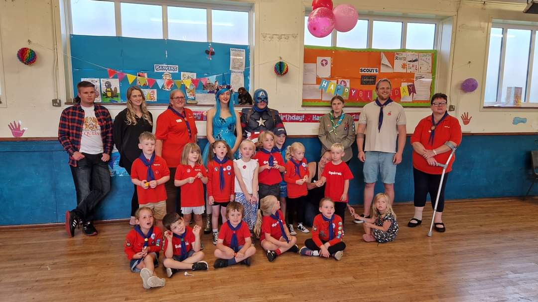 2ndSpilsby's tweet photo. We had an amazing time at our Squirrels 1st Birthday Party last night. We even had a visit from @KarlMovie from @BBCRadioLincs ! One whole year of Squirrel scouting! It's been amazing! @scouts @YoushapeLincs @LincsScout 
#squirrelscouts
#birthday
#ukscouting https://t.co/N5Nka8G9dc
