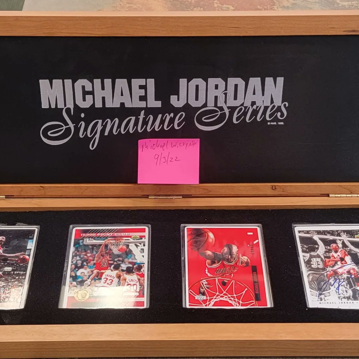 cardkingbreaks's tweet photo. We are doing the unthinkable. 
Giving away a Michael Jordan signature series set. Cheapest you can buy right now is over 4000 bucks on ebay. We have to get to 10,000 followers on Whatnot before the last day of September and we will give it away. Use code
https://t.co/IiPbUgB6Jf https://t.co/x00k0PWx6M