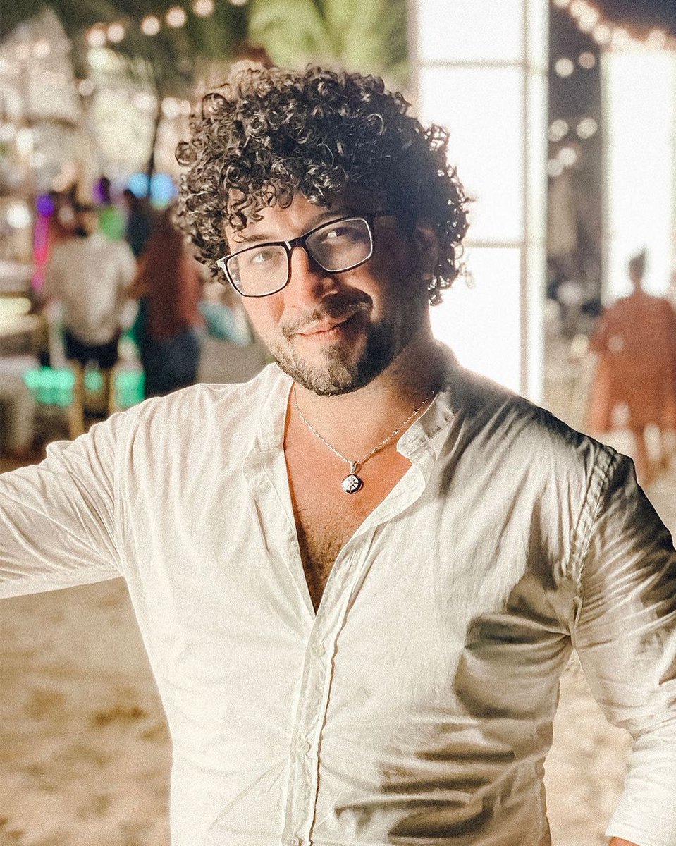 EL ARTISTA #GABRIELMAQUEDA PRESENTA SU SENCILLO #WHISKY UN TEMA PARA GOZARSE LA VIDA. Ver #NotaDePrensa por zonavipweb.blogspot.com/2022/09/el-art… gracias a <a href="/GrowPrensa/">Grow Prensa</a> RT