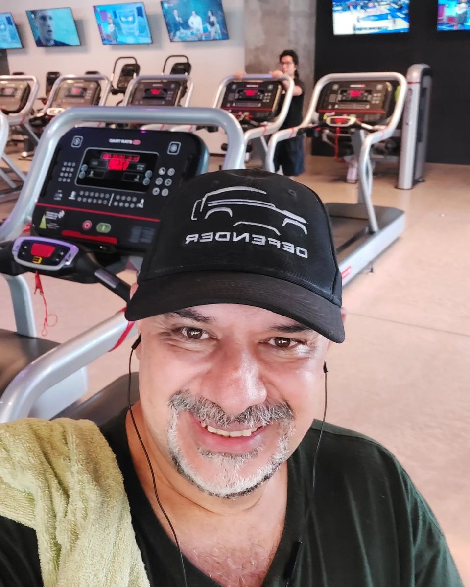 alfacevedoa's tweet photo. Mis números del mes de agosto de 2022:
Baja de peso del mes: 8 kg
Kilos ya por debajo de mi peso constante de años: 18
Kilos ya por debajo de mi peso máximo: 38
¡Más feliz no puedo estar!
#WeightLoss #Keto #AyunoIntermitente #WorkThatBody #SeLesAcaboSuOso #Coyoacan #CDMX https://t.co/oyYiJUkBKz