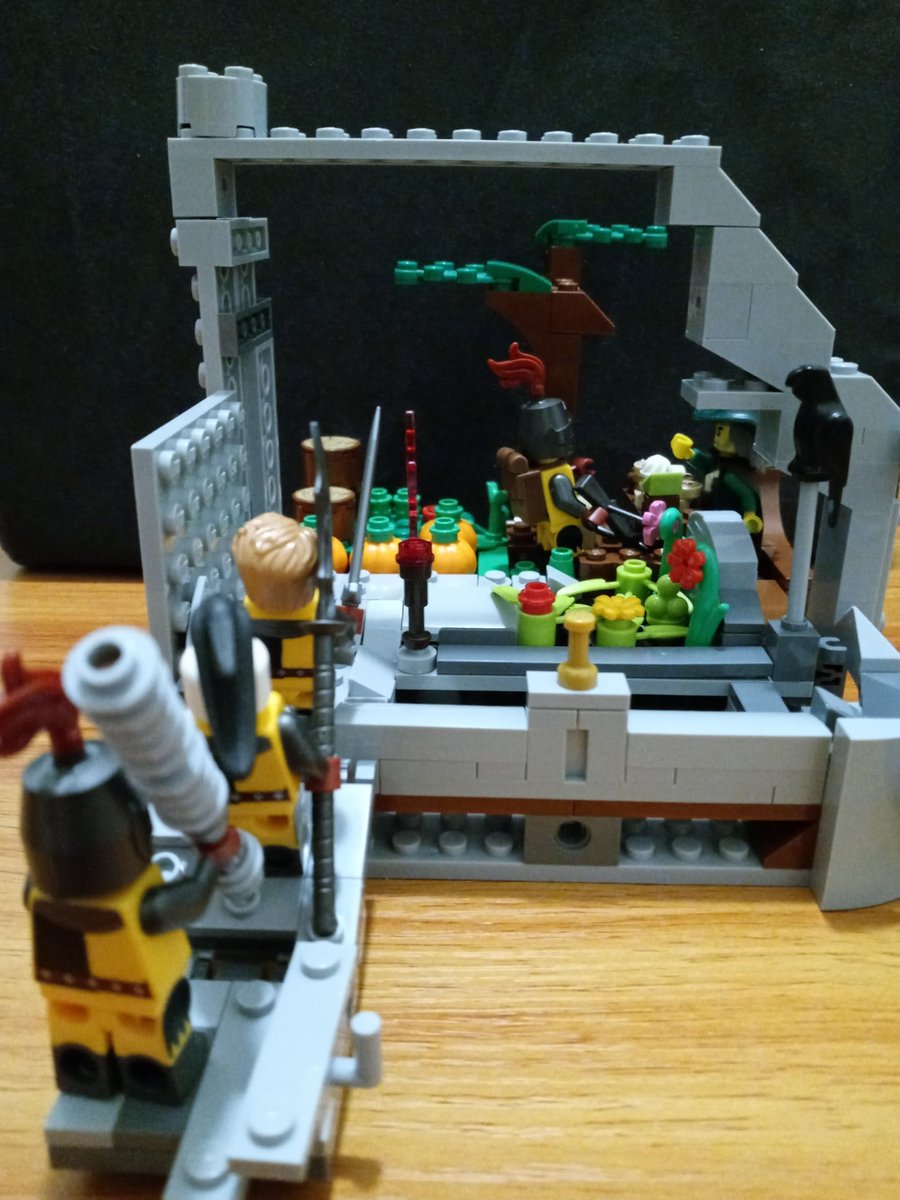mandokirby's tweet photo. Still a work in progress but I have been working on another D&D moc scene #LEGO #lego90yearsofplay https://t.co/RgeQmwUT8e