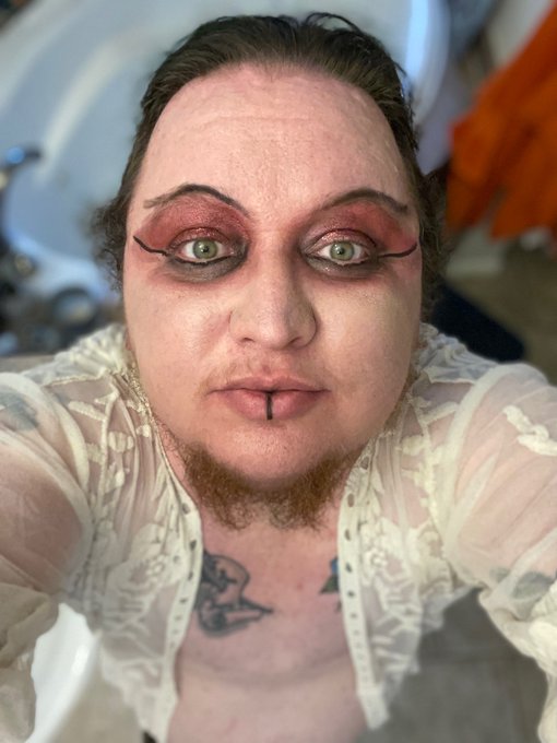 Aspen likes to do theme looks for custom videos 🤓 https://t.co/0EFSfB2ROO<a href="/tag/strapon"class="tags"><span>#strapon</span></a><a href="/tag/ftm"class="tags"><span>#ftm</span></a><a href="/tag/thornestar"class="tags"><span>#thornestar</span></a><a href="/tag/craftytransman"class="tags"><span>#craftytransman</span></a>