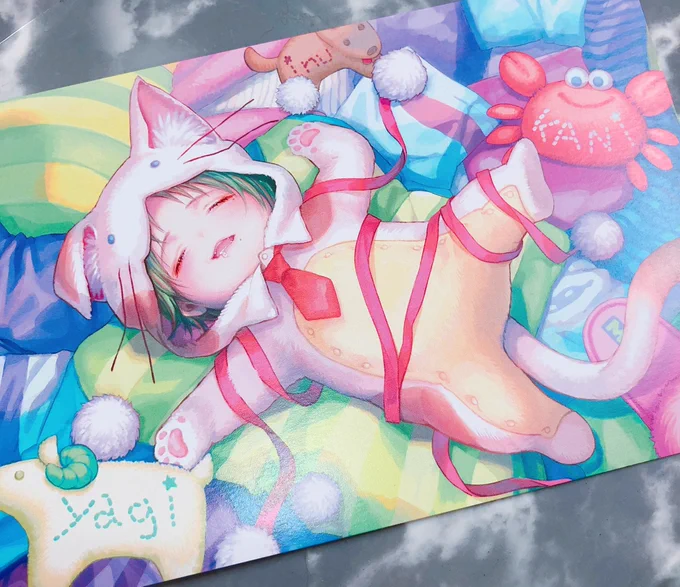 片付けしてたら大量にポスカ出てきたこの巻猫は結構気に入っている 
