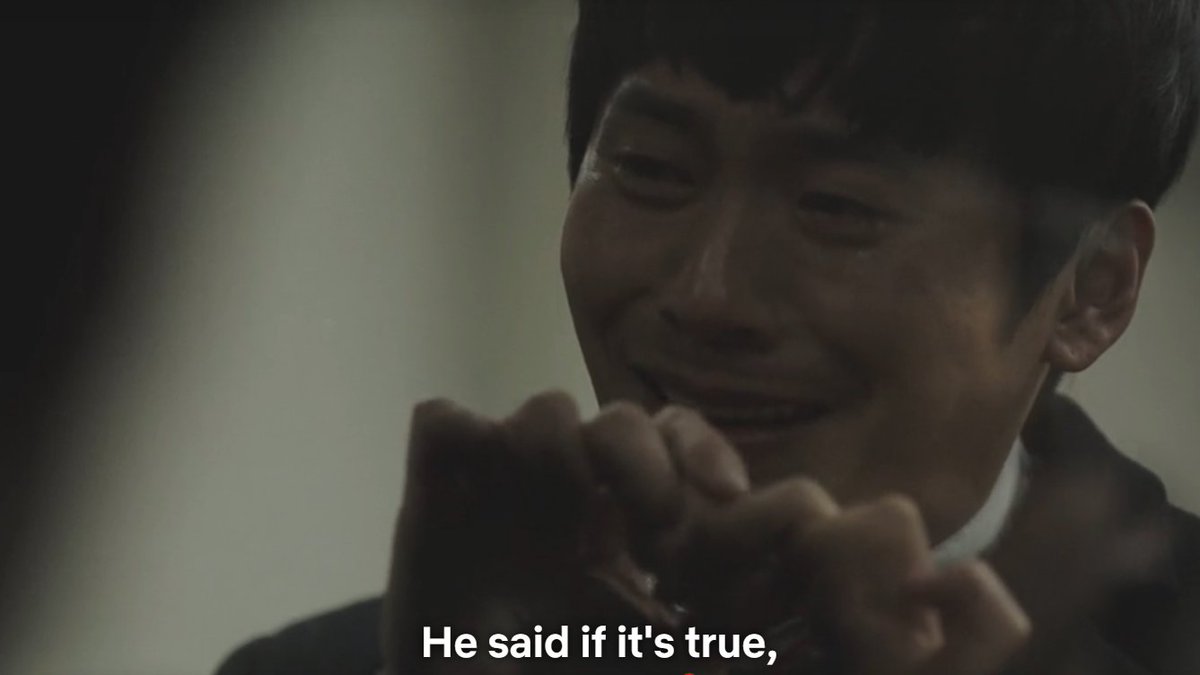 _DevAkshi__'s tweet photo. i couldn't stop crying here! choi daehoon acted so well! when he realised his mom let jinmuk be the serial killer and didn't stop lee changin from murdering chief nam and jinmuk because of covering him! i felt so bad for jeonje!
#BeyondEvil #BeyondEvilEp16 https://t.co/4AcY3gHCh6