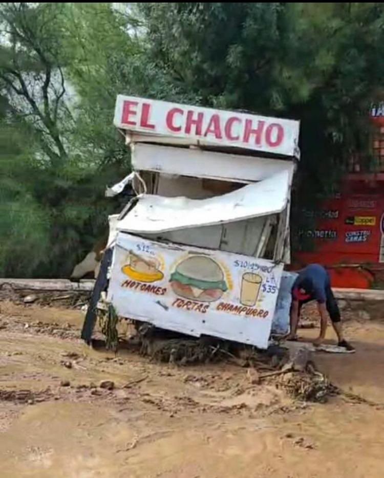 Consíganme el dato de el chachó para regalarle un puesto nuevo. Se lo merece la gente trabajadora. Yo le pongo uno nuevo de corazón.