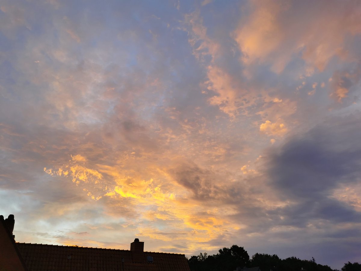 Einen wunderschönen guten Morgen wünsche ich. Habt einen SuPer tollen Tag 😀