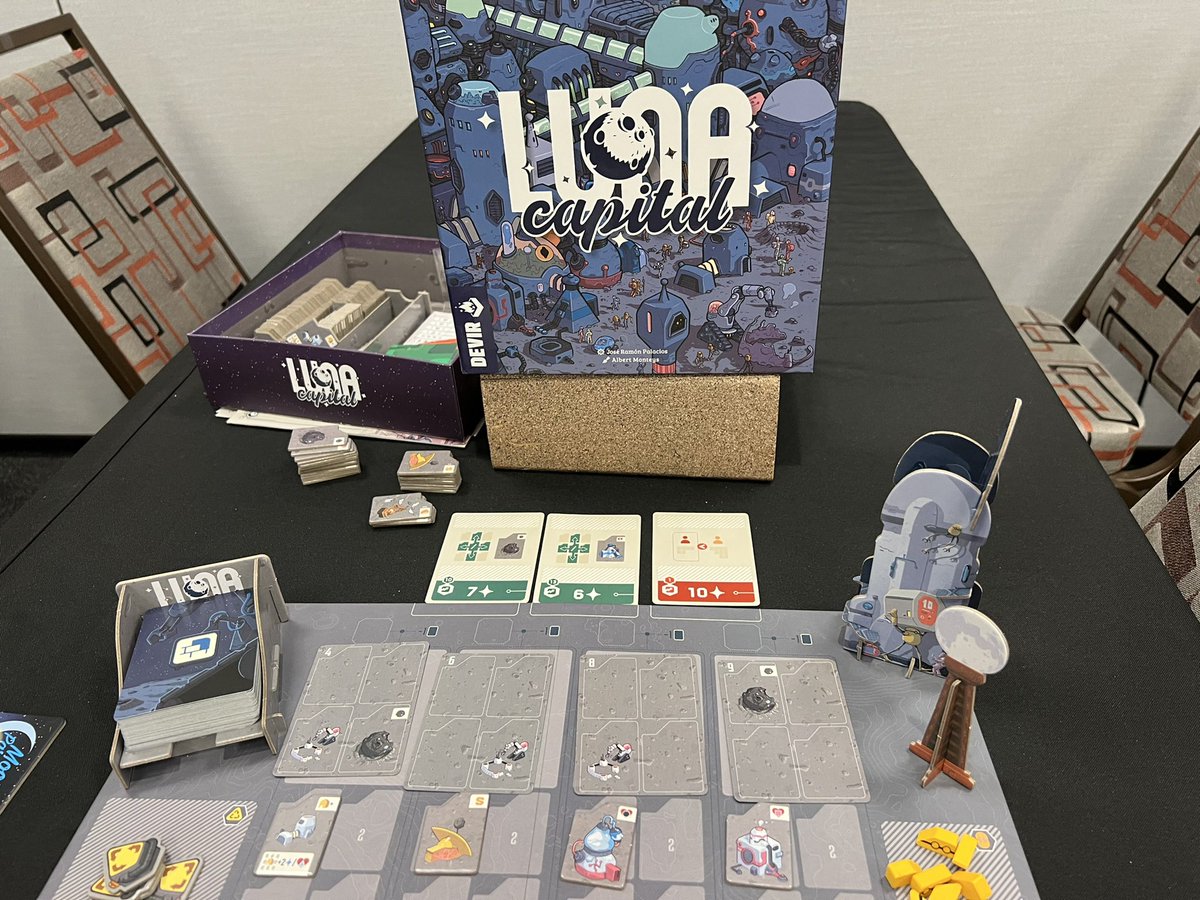 PlanetPusch's tweet photo. So happy to see an old friend at Tucson ComicCon and get to teach him LUNA Capital.   @DexEnvoy @devirgames #LUNACapital2022 https://t.co/vkF97Lnw6Z