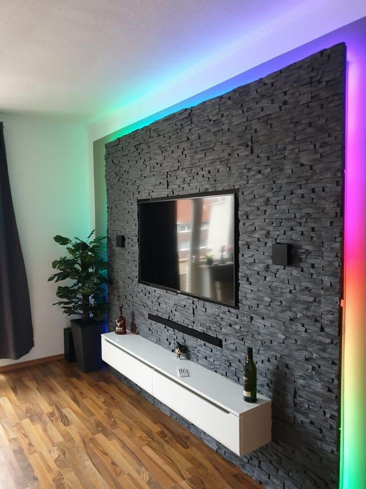 Renoit_pvt_ltd's tweet image. Cladding OR wood finish on your TV? 

FRAME A.            FRAME B.